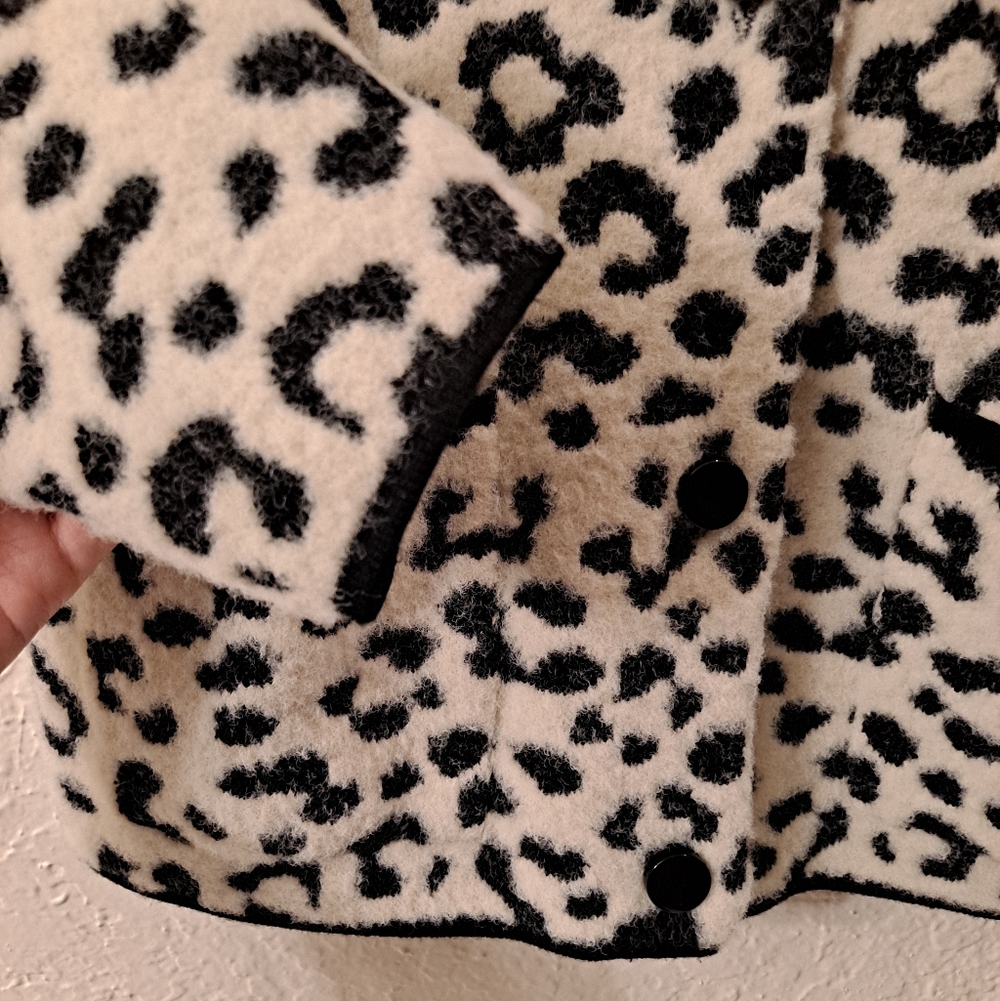 Ann Taylor Leopard Print Button Front Cardigan Sweater Women's Size Medium - Picture 4 of 5